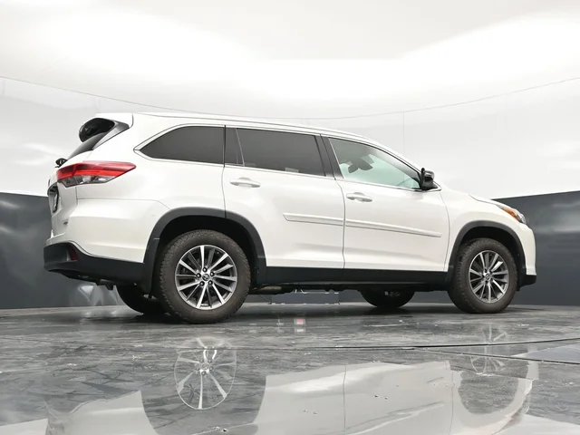 SEMINUEVOS TOYOTA Highlander a Estados en autogozo