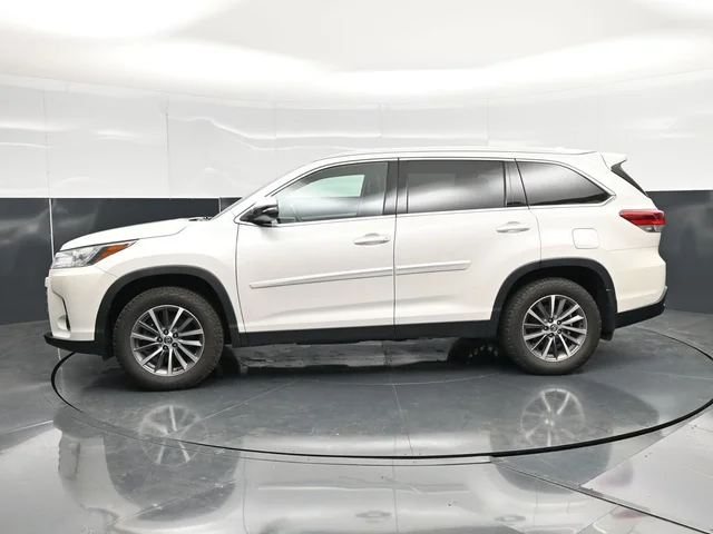 SEMINUEVOS TOYOTA Highlander a Estados en autogozo