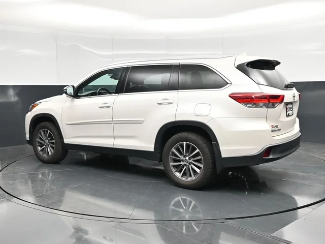 SEMINUEVOS TOYOTA Highlander a Estados en autogozo