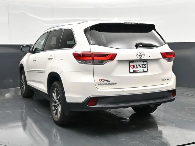SEMINUEVOS TOYOTA Highlander a Estados en autogozo