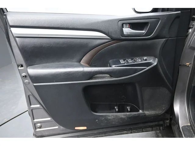 SEMINUEVOS TOYOTA Highlander a Estados en autogozo