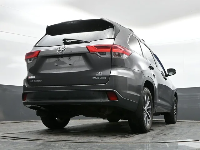 SEMINUEVOS TOYOTA Highlander a Estados en autogozo