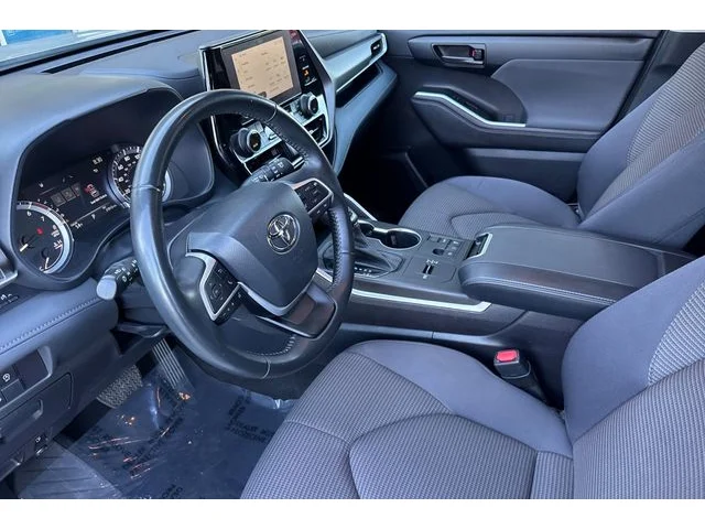 SEMINUEVOS TOYOTA Highlander at ELK GROVE in Elk Grove Buick GMC