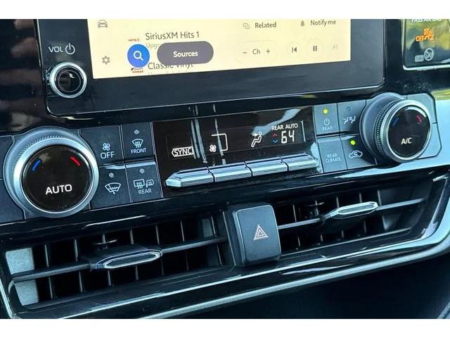 SEMINUEVOS TOYOTA Highlander at ELK GROVE in Elk Grove Buick GMC