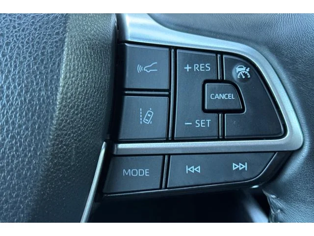 SEMINUEVOS TOYOTA Highlander at ELK GROVE in Elk Grove Buick GMC