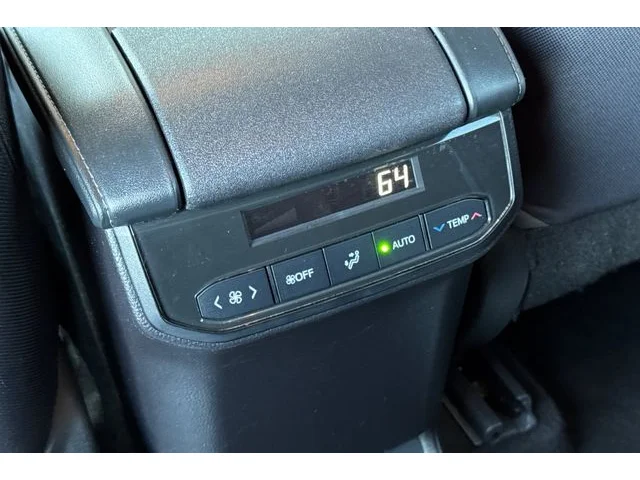 SEMINUEVOS TOYOTA Highlander at ELK GROVE in Elk Grove Buick GMC