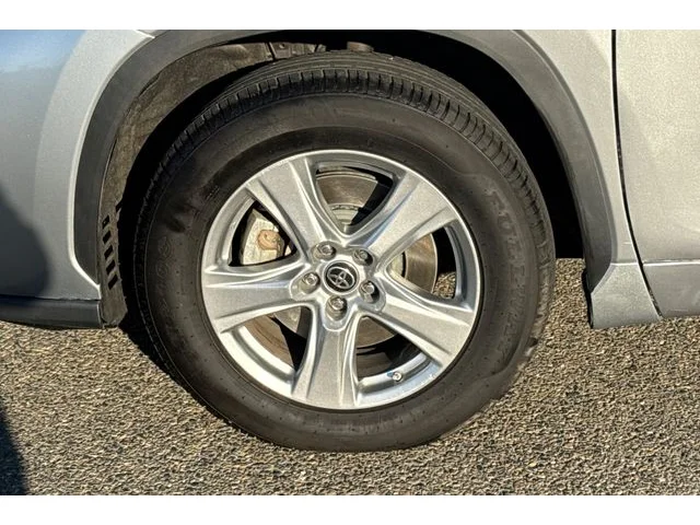 SEMINUEVOS TOYOTA Highlander at ELK GROVE in Elk Grove Buick GMC