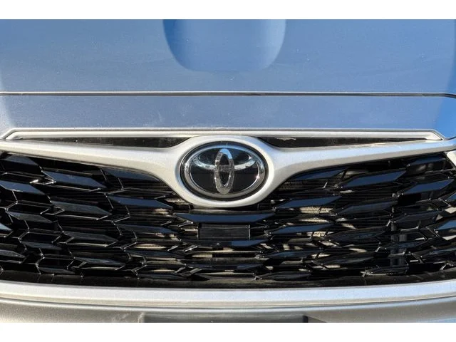 SEMINUEVOS TOYOTA Highlander at ELK GROVE in Elk Grove Buick GMC