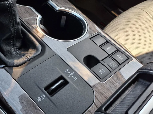 SEMINUEVOS TOYOTA Highlander a Estados en autogozo