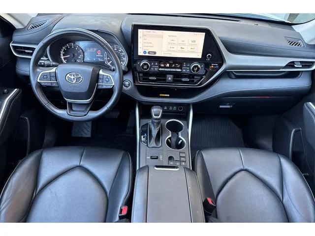 SEMINUEVOS TOYOTA Highlander at ELK GROVE in Elk Grove Buick GMC