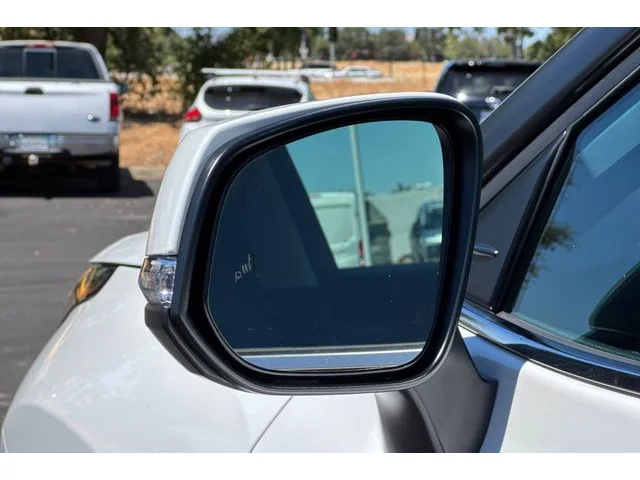 SEMINUEVOS TOYOTA Highlander at ELK GROVE in Elk Grove Buick GMC