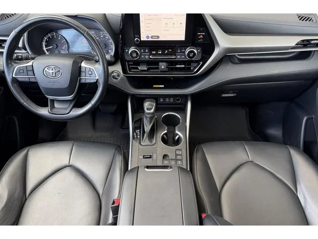 SEMINUEVOS TOYOTA Highlander at ELK GROVE in Elk Grove Buick GMC
