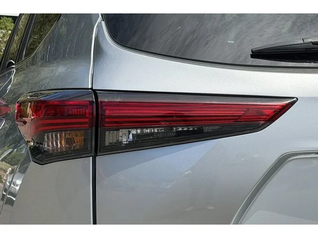 SEMINUEVOS TOYOTA Highlander at ELK GROVE in Elk Grove Buick GMC