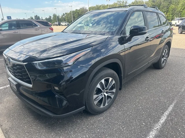 SEMINUEVOS TOYOTA Highlander at Brainerd  in Dondelinger Chevrolet