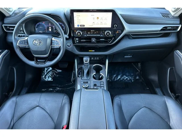 SEMINUEVOS TOYOTA Highlander at ELK GROVE in Elk Grove Buick GMC