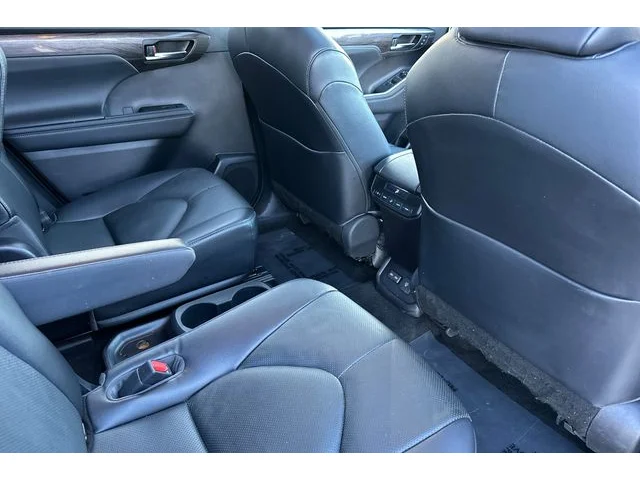 SEMINUEVOS TOYOTA Highlander at ELK GROVE in Elk Grove Buick GMC