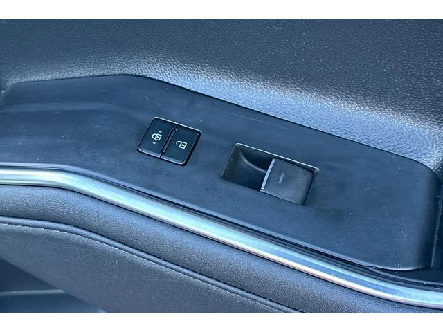 SEMINUEVOS TOYOTA Highlander at ELK GROVE in Elk Grove Buick GMC