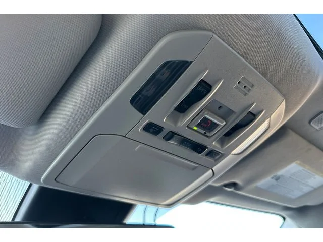 SEMINUEVOS TOYOTA Highlander at ELK GROVE in Elk Grove Buick GMC