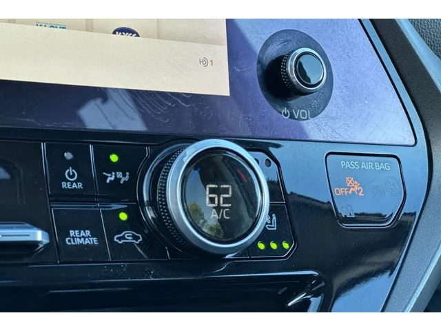 SEMINUEVOS TOYOTA Highlander at ELK GROVE in Elk Grove Buick GMC