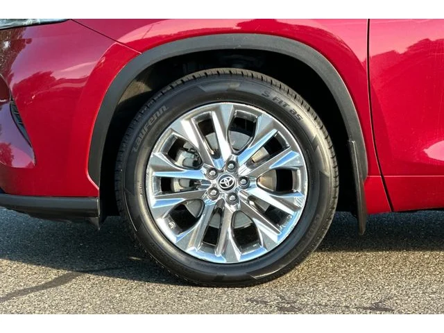 SEMINUEVOS TOYOTA Highlander at ELK GROVE in Elk Grove Buick GMC