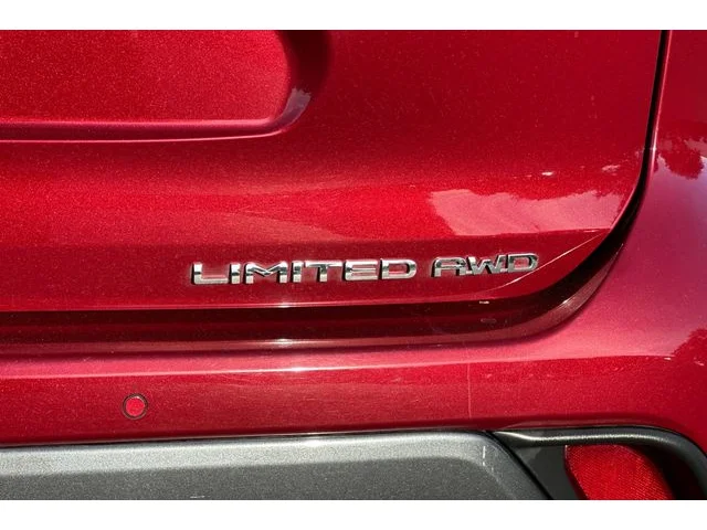 SEMINUEVOS TOYOTA Highlander at ELK GROVE in Elk Grove Buick GMC