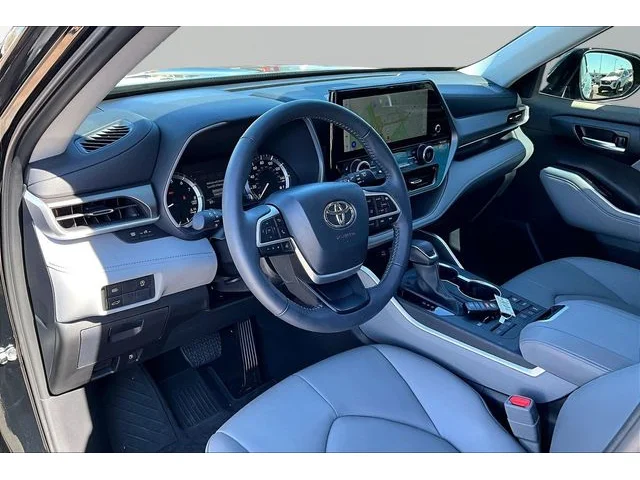 SEMINUEVOS TOYOTA Highlander a Estados en autogozo
