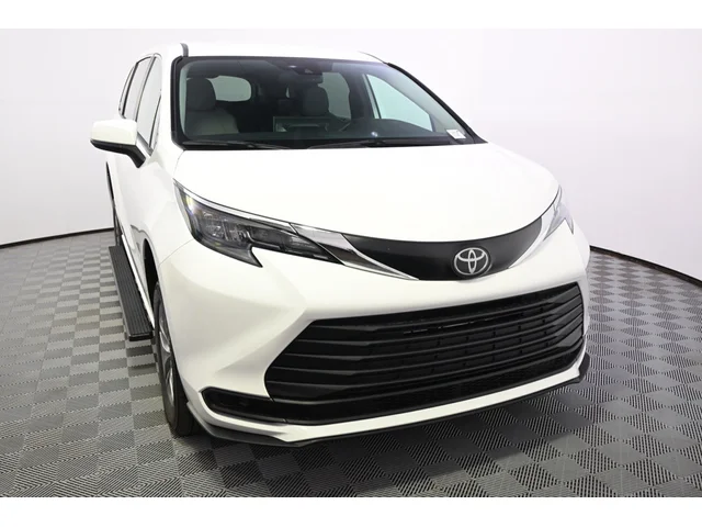 SEMINUEVOS TOYOTA Sienna a Estados en autogozo