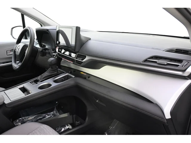 SEMINUEVOS TOYOTA Sienna a Estados en autogozo