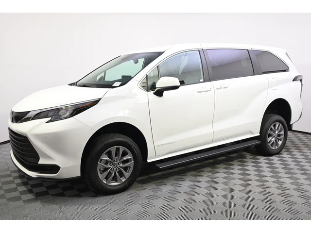 SEMINUEVOS TOYOTA Sienna a Estados en autogozo