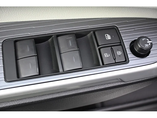 SEMINUEVOS TOYOTA Sienna a Estados en autogozo