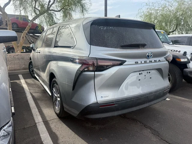 SEMINUEVOS TOYOTA Sienna a Estados en autogozo