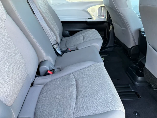 SEMINUEVOS TOYOTA Sienna a Estados en autogozo