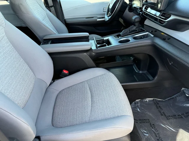SEMINUEVOS TOYOTA Sienna a Estados en autogozo