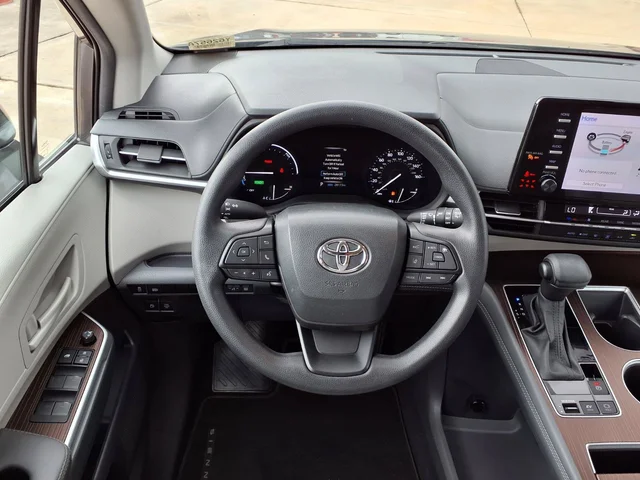 SEMINUEVOS TOYOTA Sienna a Estados en autogozo
