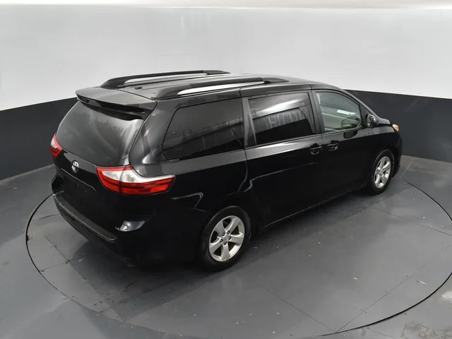 SEMINUEVOS TOYOTA Sienna a Estados en autogozo