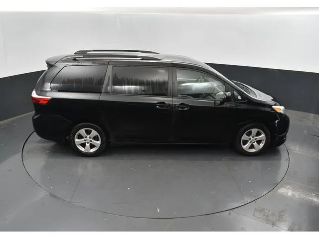 SEMINUEVOS TOYOTA Sienna a Estados en autogozo