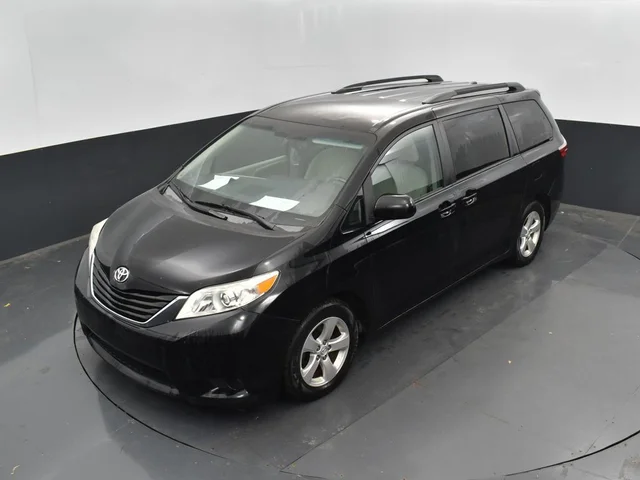 SEMINUEVOS TOYOTA Sienna a Estados en autogozo