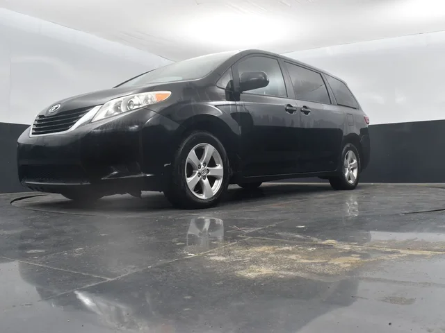SEMINUEVOS TOYOTA Sienna a Estados en autogozo