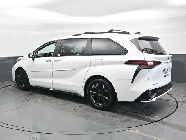 SEMINUEVOS TOYOTA Sienna a Estados en autogozo