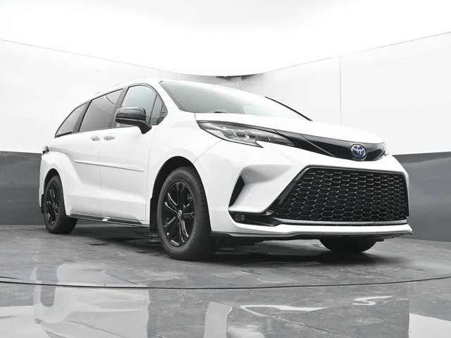SEMINUEVOS TOYOTA Sienna a Estados en autogozo