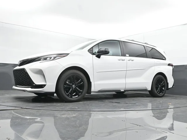 SEMINUEVOS TOYOTA Sienna a Estados en autogozo