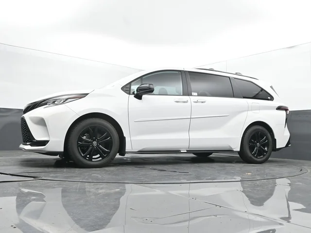 SEMINUEVOS TOYOTA Sienna a Estados en autogozo