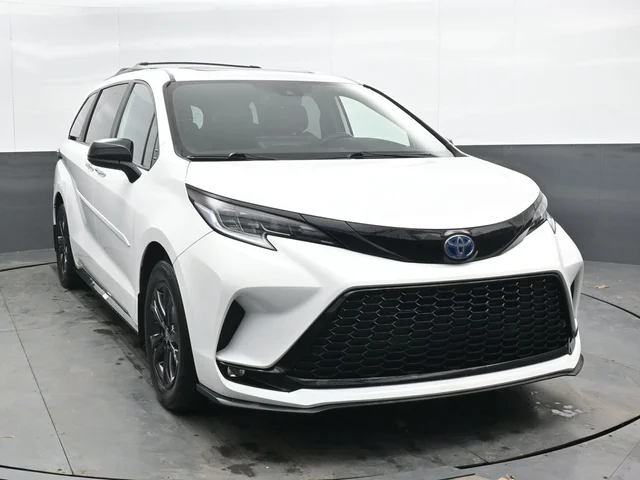 SEMINUEVOS TOYOTA Sienna a Estados en autogozo