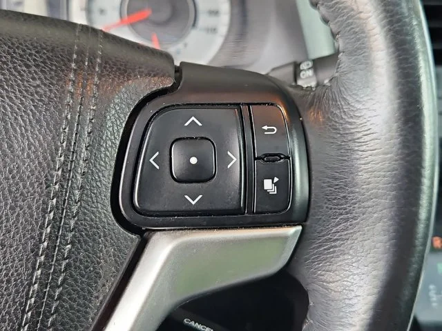 SEMINUEVOS TOYOTA Sienna a Estados en autogozo