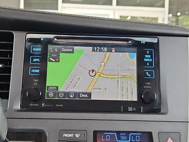 SEMINUEVOS TOYOTA Sienna a Estados en autogozo