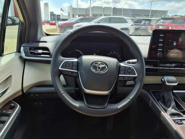 SEMINUEVOS TOYOTA Sienna a Estados en autogozo