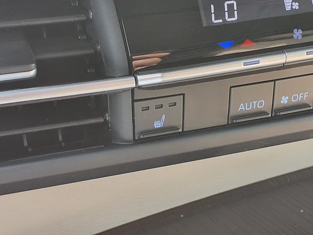 SEMINUEVOS TOYOTA Sienna a Estados en autogozo