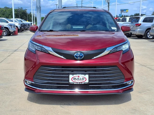 SEMINUEVOS TOYOTA Sienna a Estados en autogozo