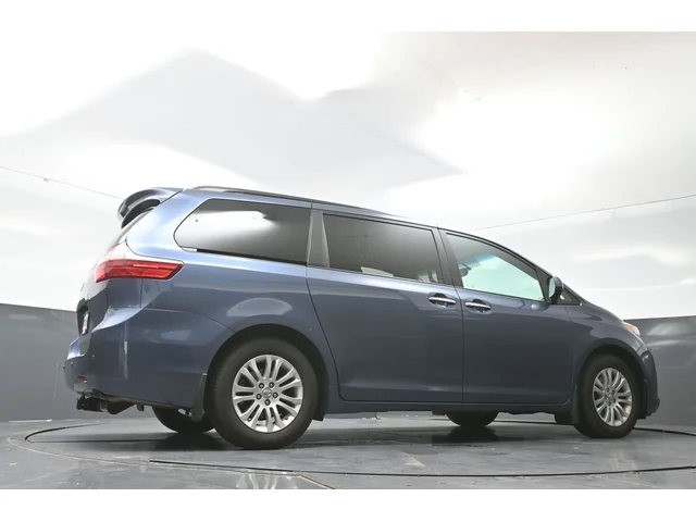 SEMINUEVOS TOYOTA Sienna a Estados en autogozo