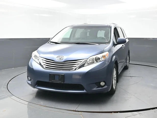 SEMINUEVOS TOYOTA Sienna a Estados en autogozo